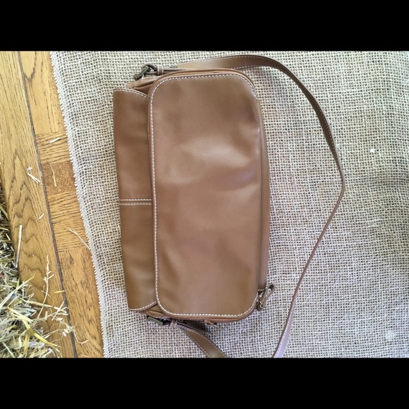 EUC Liz Claiborne Tan Shoulder Bag FREE SHIP - Picture 7 of 7